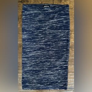 Navy and White Space-Dye Pencil Skirt, Size XS | Fitted, Office, Business Casual